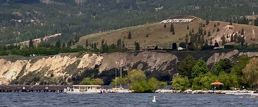 Photo of Munson Mountain from view at Okanagan Lake Beach